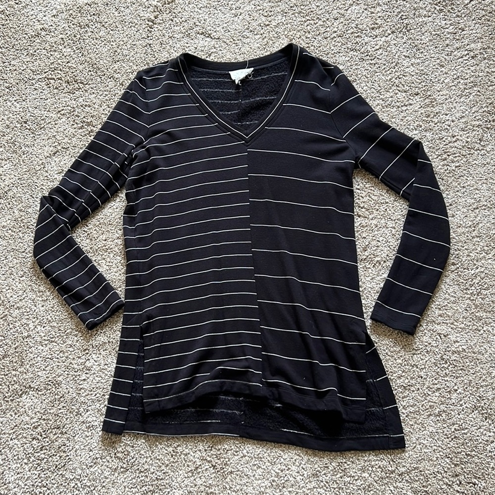 Loft V Neck Lounge Top